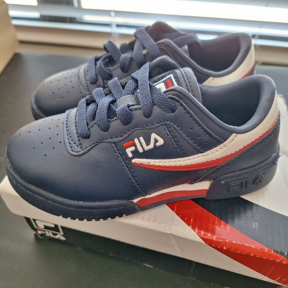 Fila Other - FILA Kids Original Fitness Sneakers Size 12.5 Navy Blue Red